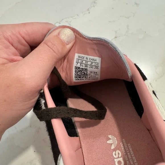 Adidas Samba | Cow Print | Size 7 - Picture 6 of 6